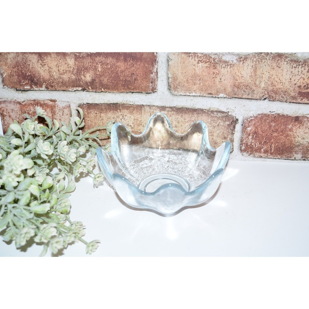 Blenko Handcraft Small Lotus Bowl Hand Blown 8 Petal 5.5" Wide MCM Art Glass